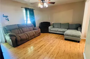 138 Oak St, Jefferson, NC 28640 - Photo 2