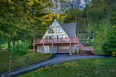 209 Apache Street, Newland, NC 28657 - Photo 2
