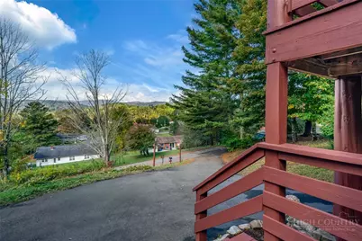 209 Apache Street, Newland, NC 28657 - Photo 8