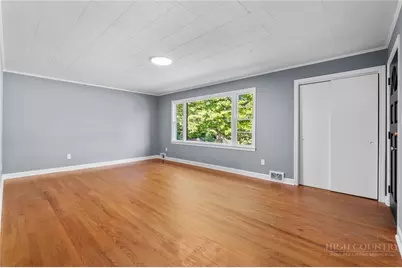 7754 Highway 163, West Jefferson, NC 28694 - Photo 10