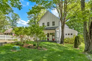 210 Henkel St, Blowing Rock, NC 28605 - Photo 2