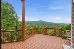 39 Crestview Ln, Banner Elk, NC 28604 - Photo 4