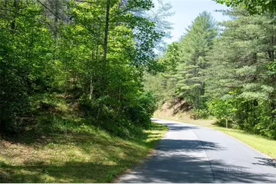 000 Narrow Gauge Drive #18, Lenoir, NC 28611 - Photo 2
