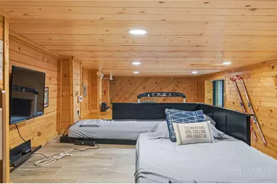 1410 Beech Mountain Parkway, Beech Mountain, NC 28604 - Photo 28