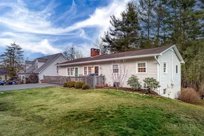 649 Ransom Street, Blowing Rock, NC 28605 - Photo 2