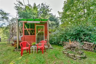 2209 Sugar Mountain 2 Rd, Newland, NC 28657 - Photo 4