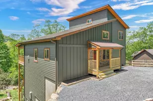 150 Mistletoe Ln, Blowing Rock, NC 28605 - Photo 4