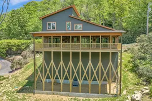 150 Mistletoe Ln, Blowing Rock, NC 28605 - Photo 1