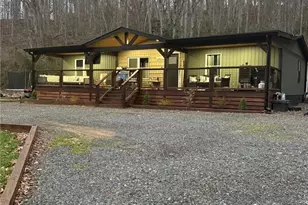 71 Ledford Ridge Ln, Bakersville, NC 28705 - Photo 2
