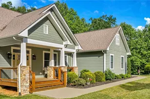 261 Vine St, Jefferson, NC 28640 - Photo 6