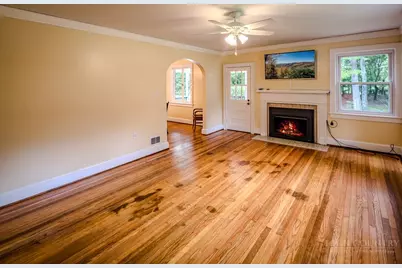 803 N First Avenue, Conover, NC 28613 - Photo 6
