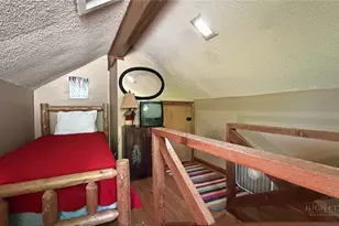 1317 Sugar Mountain Dr, Sugar Mountain, NC 28604 - Photo 26