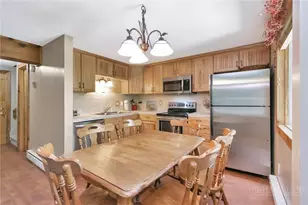 1317 Sugar Mountain Dr, Sugar Mountain, NC 28604 - Photo 10