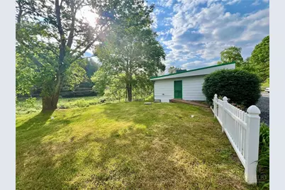 1720 88 W Highway, West Jefferson, NC 28694 - Photo 2