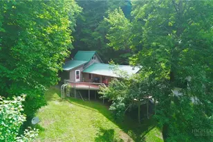340 Parkway Estates Rd, Laurel Springs, NC 28644 - Photo 38