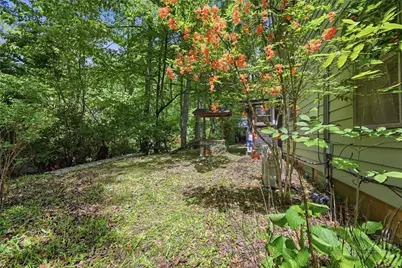 71 Warrior Lane, Newland, NC 28657 - Photo 18