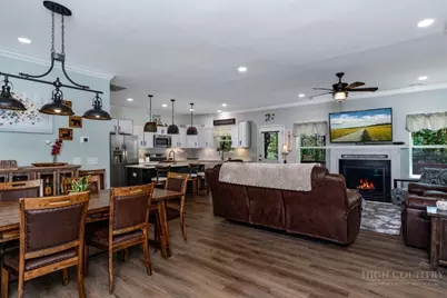 209 Woodhaven Drive, Sugar Mountain, NC 28604 - Photo 4