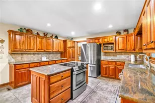 1142 Hartzog Ford Rd, West Jefferson, NC 28694 - Photo 12