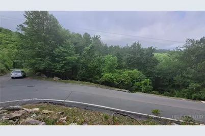 425 Pinnacle Ridge Road, Beech Mountain, NC 28604 - Photo 2