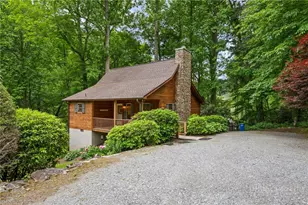 165 Acadiana Ln, Vilas, NC 28692 - Photo 2