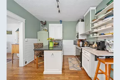 490 Cranberry Street, Newland, NC 28657 - Photo 12