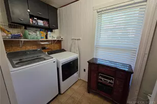 490 and 494 Cranberry St, Newland, NC 28657 - Photo 30