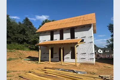 2 North Jefferson Avenue, West Jefferson, NC 28694 - Photo 1