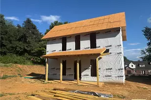 2 N Jefferson Ave, West Jefferson, NC 28694 - Photo 1