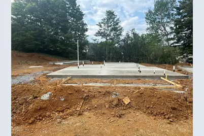 2 North Jefferson Avenue, West Jefferson, NC 28694 - Photo 6