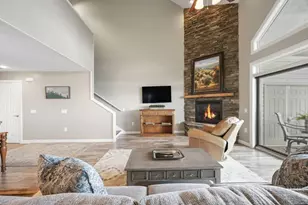 166 Trails End, Sugar Mountain, NC 28604 - Photo 8