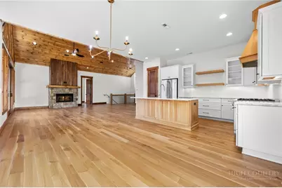 750 W Silver Springs Drive, Banner Elk, NC 28604 - Photo 22