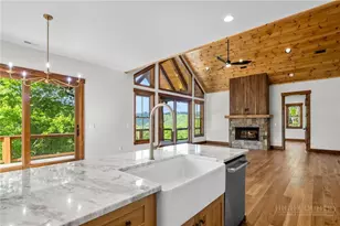 750 W Silver Springs Dr, Banner Elk, NC 28604 - Photo 20