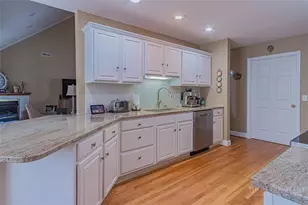 24 Fawn Ln, Roaring Gap, NC 28668 - Photo 6