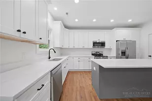 414 Scarlett Oak Ct NE, Lenoir, NC 28645 - Photo 14