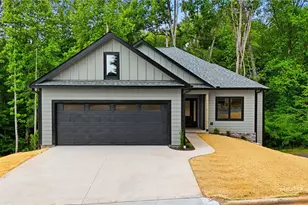 414 Scarlett Oak Ct NE, Lenoir, NC 28645 - Photo 2