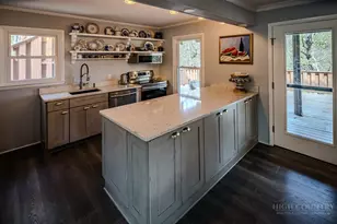 125 Skiway Cir, Beech Mountain, NC 28604 - Photo 18