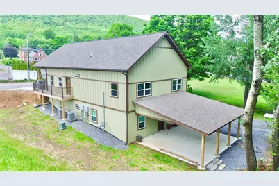 300 N Jefferson Avenue, West Jefferson, NC 28694 - Photo 18