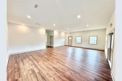 300 N Jefferson Avenue, West Jefferson, NC 28694 - Photo 6