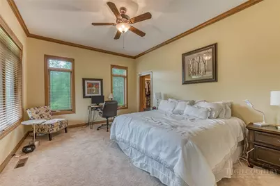 386 Billy Goat Bluff, Elk Park, NC 28622 - Photo 16