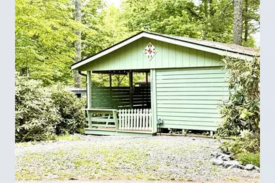124 Whispering Pine Loop, Newland, NC 28657 - Photo 1