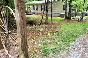 1027 White Pine Dr, Ennice, NC 28623 - Photo 16