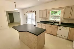 966 Burkett Rd, Boone, NC 28607 - Photo 6