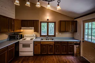 933 Autumn Valley Dr, West Jefferson, NC 28694 - Photo 14