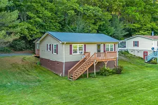 409 Ellis Rd, West Jefferson, NC 28694 - Photo 8