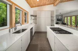 127 Bitter Root Dr, Blowing Rock, NC 28605 - Photo 22