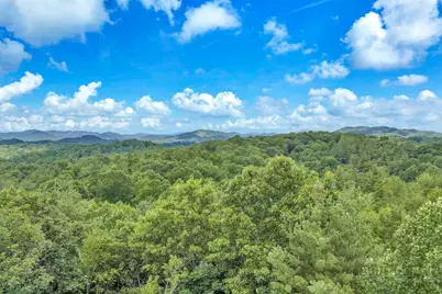 439 Howell Road, Lansing, NC 28643 - Photo 10