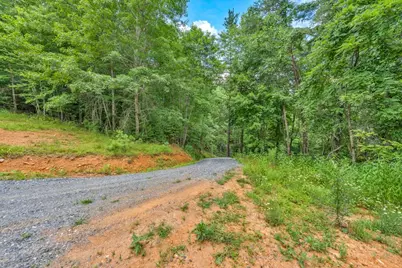 439 Howell Road, Lansing, NC 28643 - Photo 16
