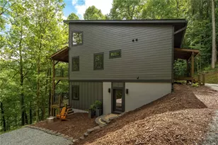 207 Laurel Canopy Ln, Boone, NC 28607 - Photo 2