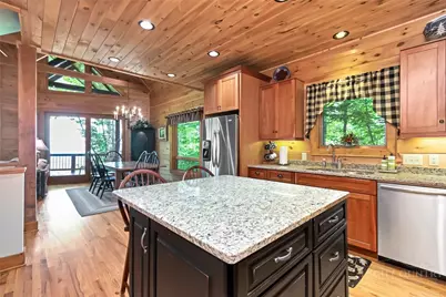 107 Woodridge Rd + 4.6 Acres, Beech Mountain, NC 28604 - Photo 10