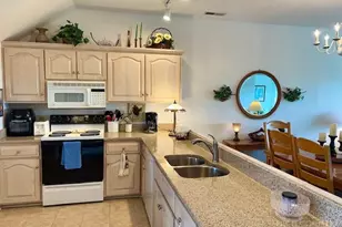 114 Club Villa Dr, Roaring Gap, NC 28668 - Photo 4